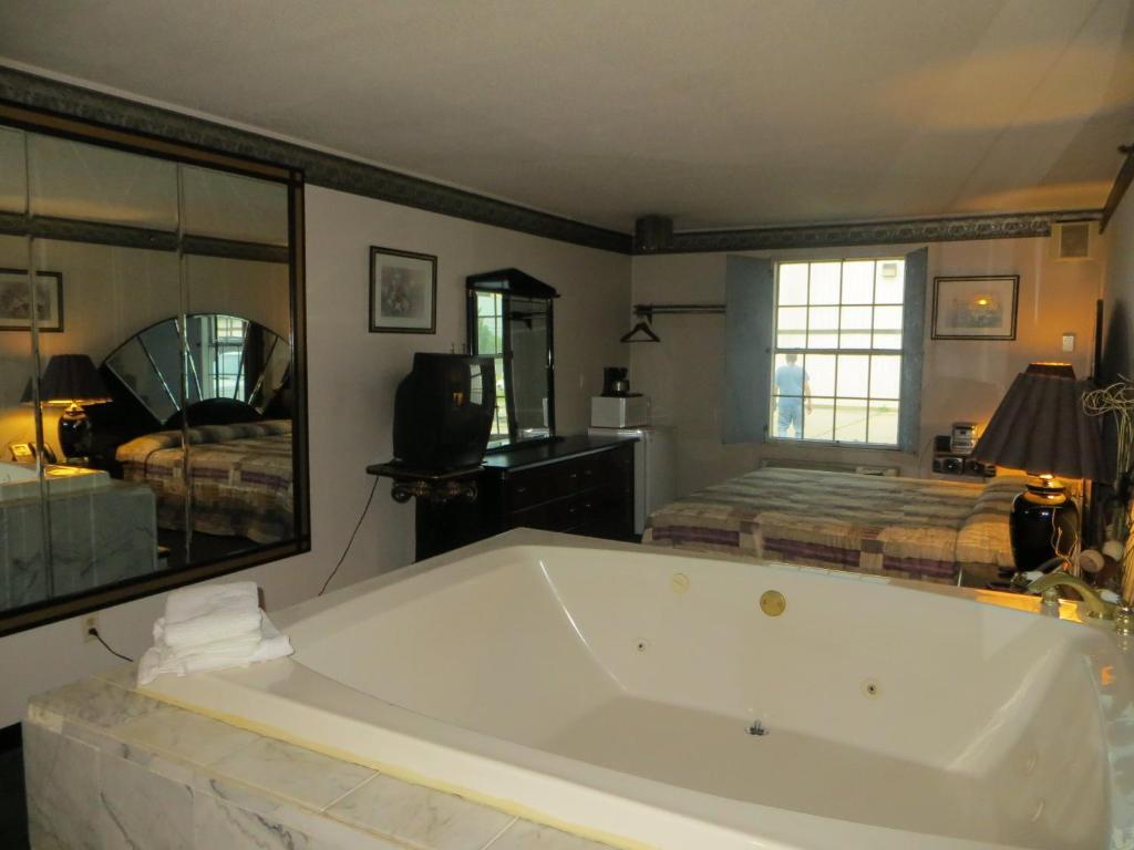 Hollywood Inn & Suites Gurnee Quarto foto